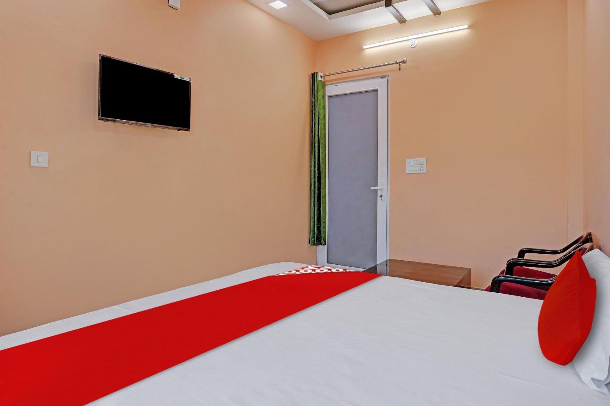 Hotel O Mb Garden & Resorts Лакхнау Экстерьер фото